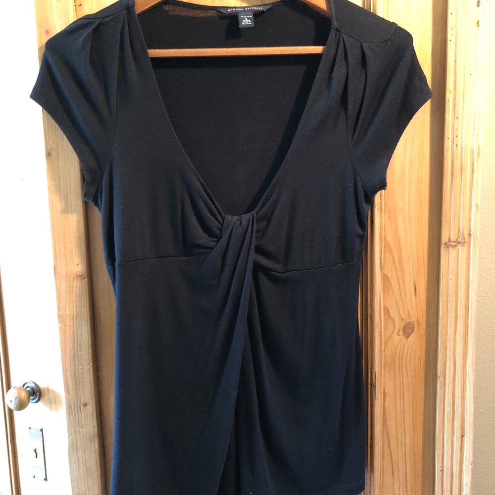 Banana Republic black top